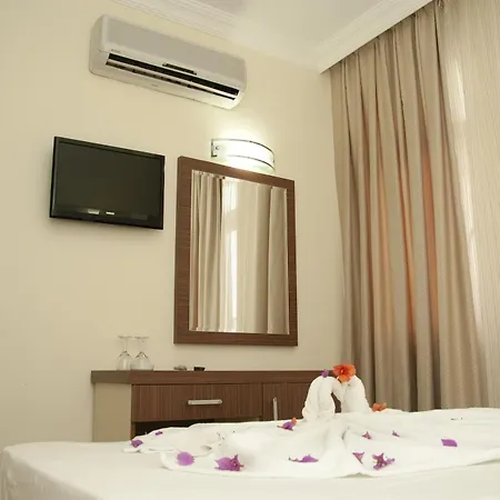 Dynasty Otel Side